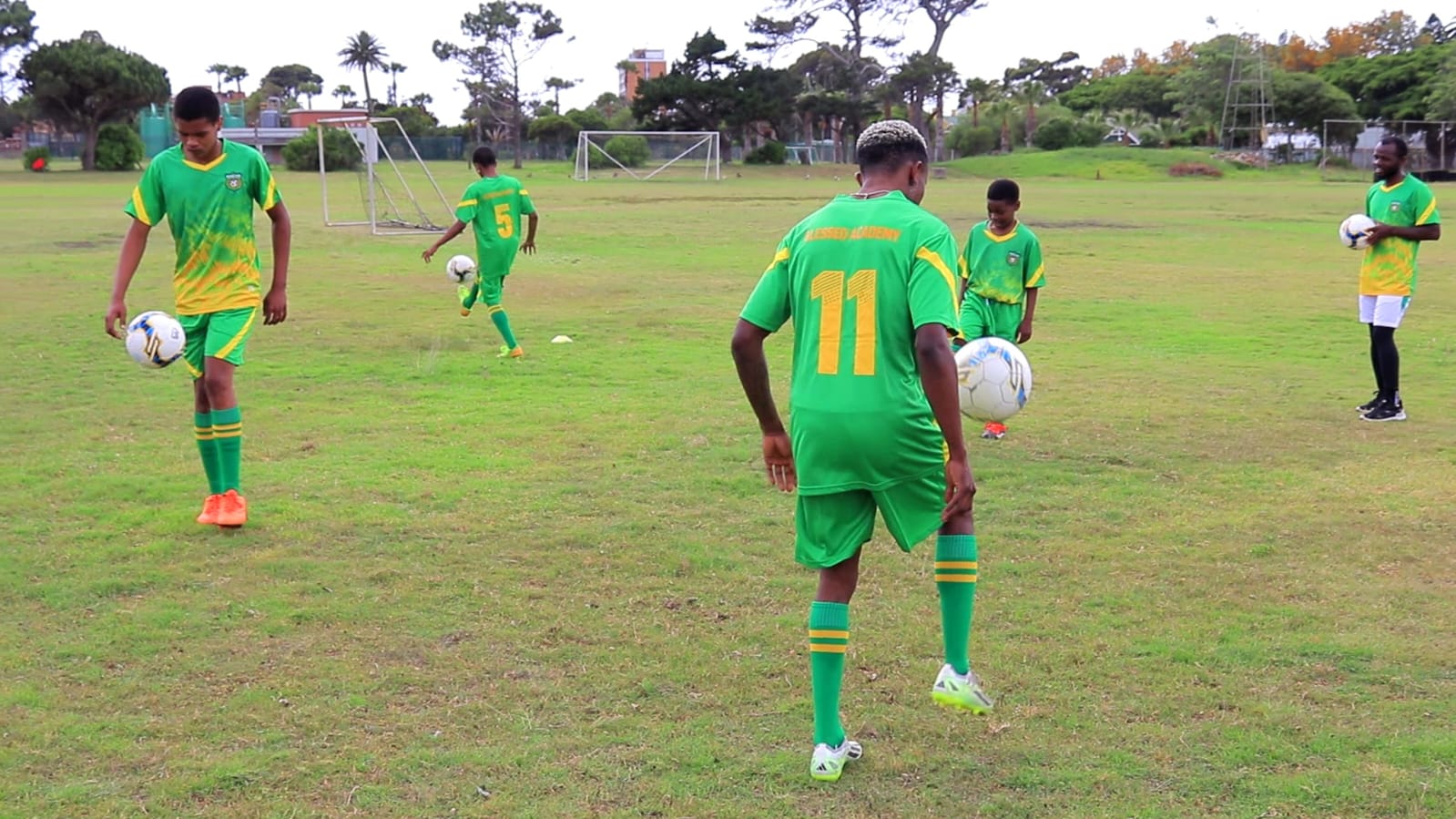 WhatsApp Image 2025-11-16 at 20.38.08.jpeg